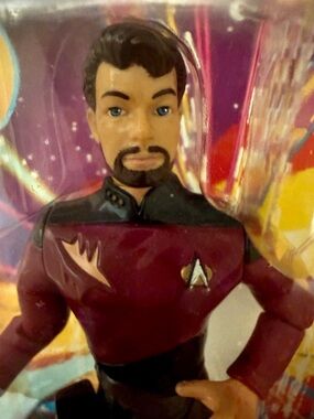 1992 Star Trek TNG Commander William T Riker (Torn/Ripped Uniform)Action Figure